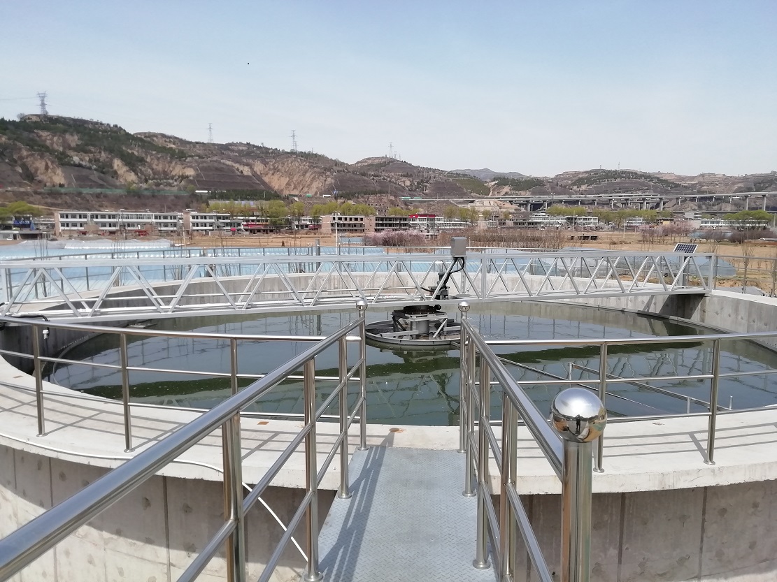 中心传动刮泥机